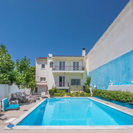 Thiseos Georgia's Private Paradise Lechaio