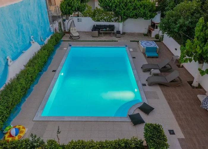 θησέως Georgias Private Paradise *